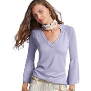 Cabi 5413 Cassidy Periwinkle Blue V-Neck Sweater Bell Sleeves Soft Size Small